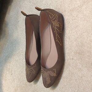 Chloe flats